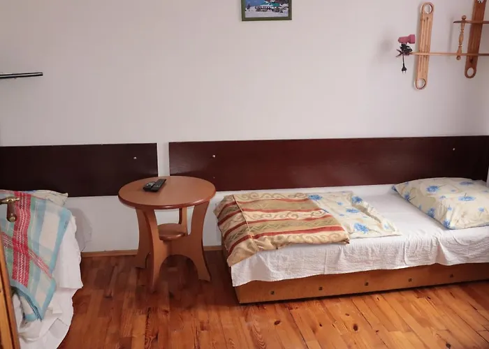 Pod Weska مزرعة للإقامة *